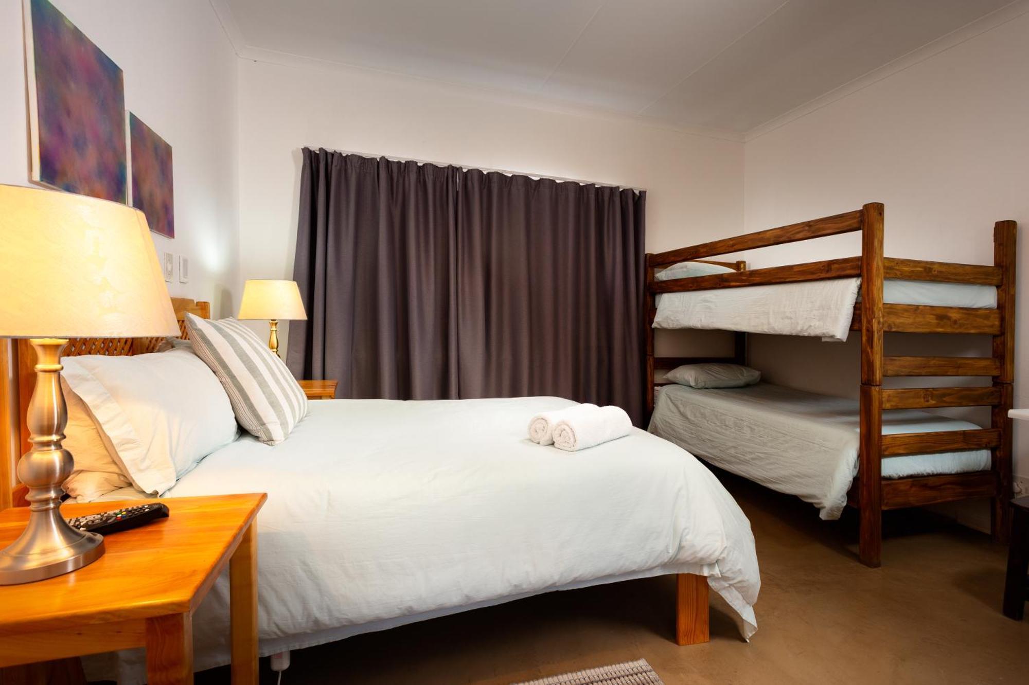 Stoneridge Hotel Gariepdam Bagian luar foto