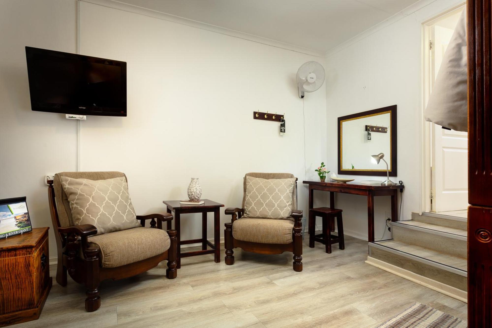 Stoneridge Hotel Gariepdam Bagian luar foto